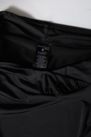 Φούστα We Are We Wear, Μέγεθος M, Χρώμα Μαύρο, Τιμή 4,93 €
