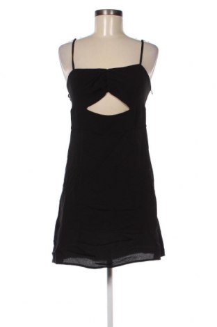Kleid Bershka, Größe L, Farbe Schwarz, Preis 4,74 €