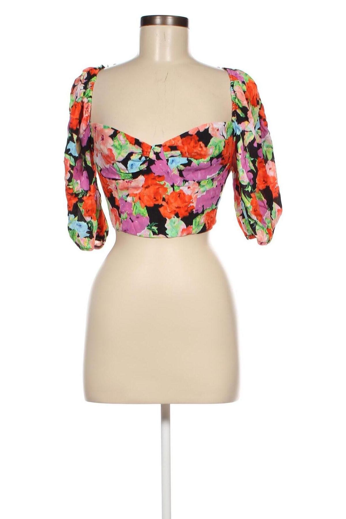 Дамска блуза Bershka, Размер L, Цвят Многоцветен, Цена 31,00 лв.