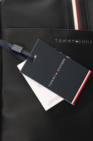 Kabelka  Tommy Hilfiger, Barva Černá, Cena  1 849,00 Kč