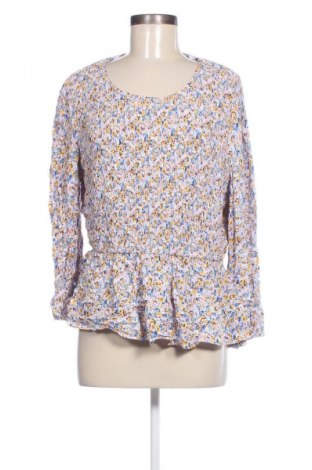 Damen Shirt, Größe M, Farbe Mehrfarbig, Preis 3,99 €