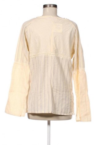 Damen Shirt, Größe M, Farbe Beige, Preis 9,99 €