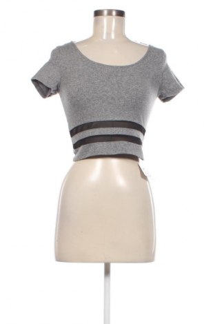 Damen Shirt, Farbe Grau, Preis € 5,99