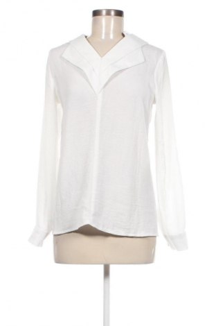 Damen Shirt Adda, Größe S, Farbe Weiß, Preis € 5,99