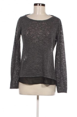 Damen Shirt Bershka, Größe M, Farbe Grau, Preis € 4,49