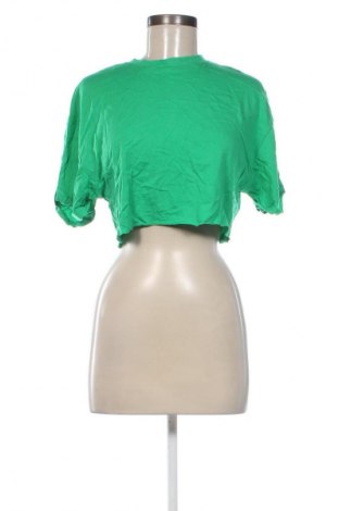 Damen Shirt Bershka, Größe S, Farbe Grün, Preis 15,99 €