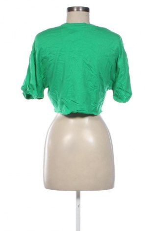 Damen Shirt Bershka, Größe S, Farbe Grün, Preis € 11,49