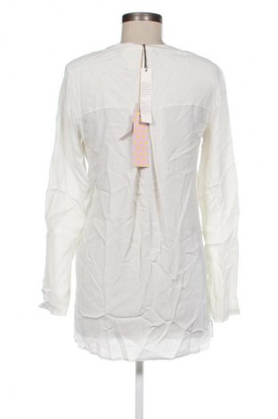 Damen Shirt Her shirt-Her dress, Größe S, Farbe Weiß, Preis € 72,99