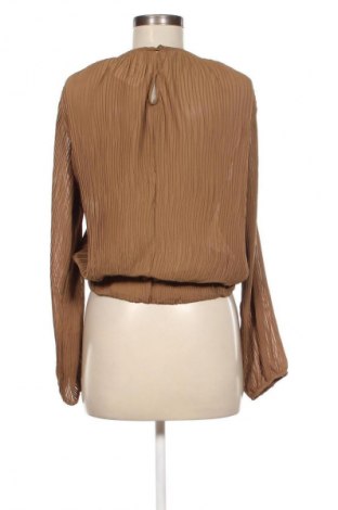 Damen Shirt Le Streghe, Größe M, Farbe Beige, Preis 10,99 €