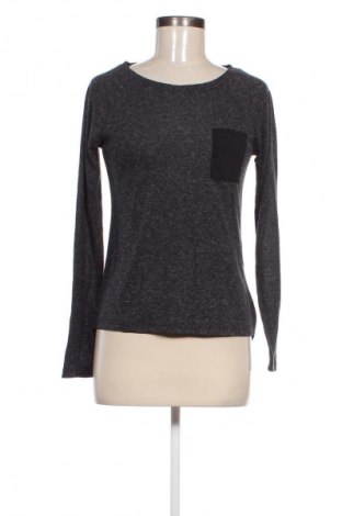 Damen Shirt ONLY, Größe S, Farbe Grau, Preis 13,99 €