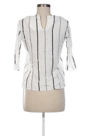 Damen Shirt ONLY, Größe XXS, Farbe Weiß, Preis € 4,99