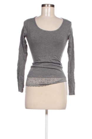 Damen Shirt Pierre Cardin, Größe S, Farbe Grau, Preis 11,99 €