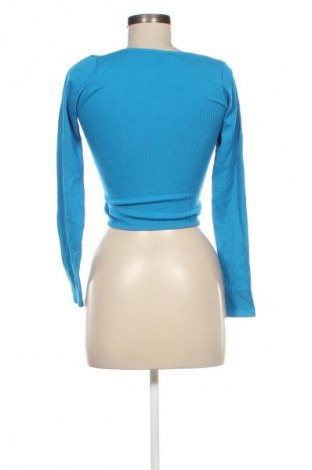 Damen Shirt Stradivarius, Größe S, Farbe Blau, Preis 13,49 €