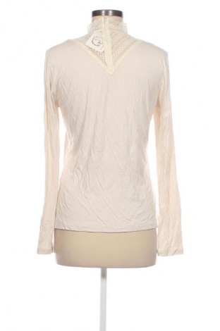 Damen Shirt VILA, Größe M, Farbe Ecru, Preis € 13,99