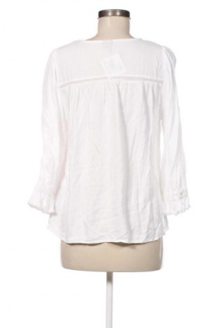 Damen Shirt Vero Moda, Größe M, Farbe Weiß, Preis 6,49 €