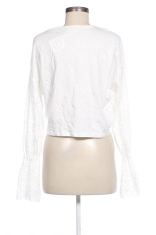 Damen Shirt Zara Trafaluc, Größe M, Farbe Weiß, Preis 6,99 €