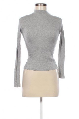 Damen Shirt Zara Trafaluc, Größe L, Farbe Grau, Preis € 9,99