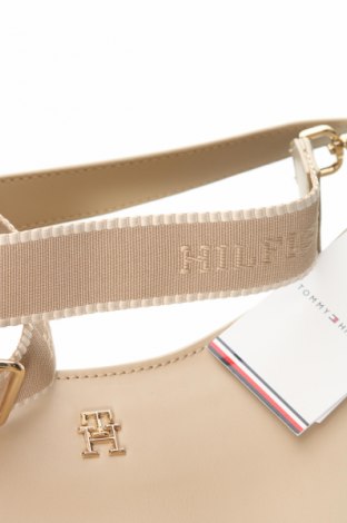 Geantă de femei Tommy Hilfiger, Culoare Bej, Preț 927,99 Lei