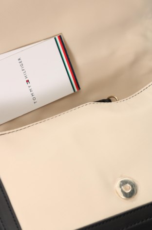 Dámska kabelka  Tommy Hilfiger, Farba Béžová, Cena  72,95 €