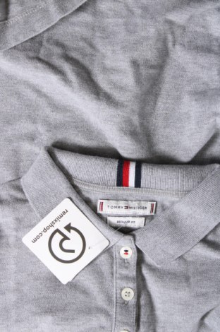 Dámské tričko Tommy Hilfiger, Velikost M, Barva Šedá, Cena  630,00 Kč