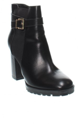 Botine de damă Boohoo, Mărime 42, Culoare Negru, Preț 230,61 Lei