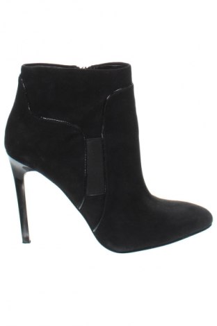 Botine de damă French Connection, Mărime 39, Culoare Negru, Preț 318,30 Lei