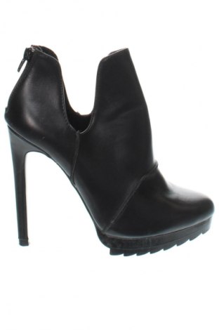 Botine de damă Zara Trafaluc, Mărime 38, Culoare Negru, Preț 68,99 Lei