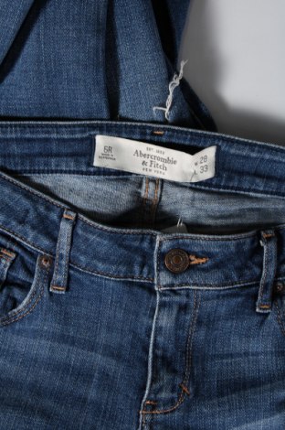 Blugi de femei Abercrombie & Fitch, Mărime M, Culoare Albastru, Preț 74,99 Lei