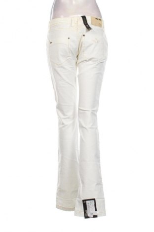 Damen Jeans Atlantis, Größe M, Farbe Ecru, Preis € 15,99