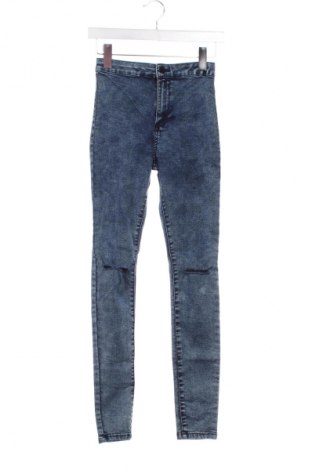 Damskie jeansy Bershka, Rozmiar S, Kolor Niebieski, Cena 33,99 zł