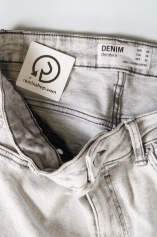 Damskie jeansy Bershka, Rozmiar XL, Kolor Szary, Cena 46,99 zł