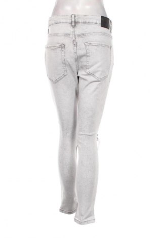 Damen Jeans Bershka, Größe XL, Farbe Grau, Preis 9,49 €