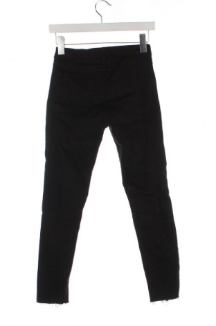 Blugi de femei Bershka, Mărime XXS, Culoare Negru, Preț 43,99 Lei