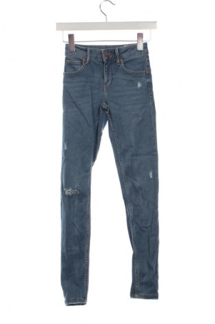 Damskie jeansy Bershka, Rozmiar XXS, Kolor Niebieski, Cena 46,99 zł