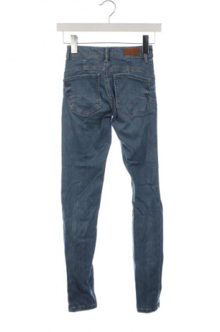 Damskie jeansy Bershka, Rozmiar XXS, Kolor Niebieski, Cena 41,99 zł