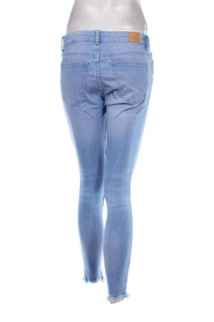 Damen Jeans Bershka, Größe M, Farbe Blau, Preis 10,49 €