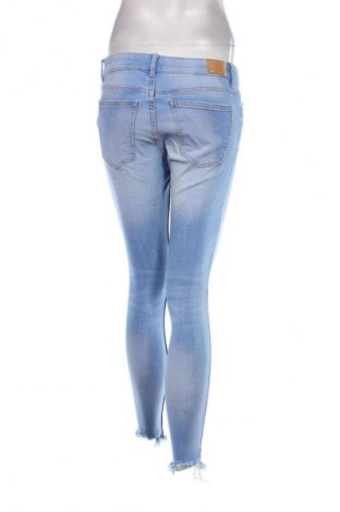 Damen Jeans Bershka, Größe M, Farbe Blau, Preis 10,49 €