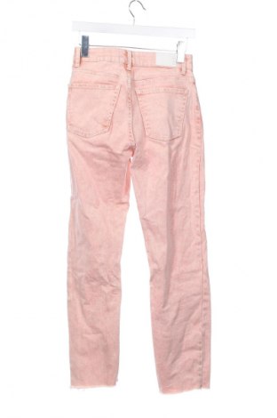 Damskie jeansy Bershka, Rozmiar XS, Kolor Różowy, Cena 32,99 zł