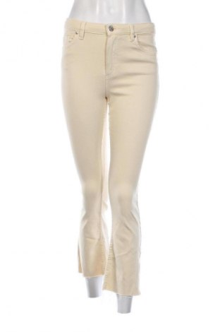 Damen Jeans Bershka, Größe S, Farbe Beige, Preis 11,99 €