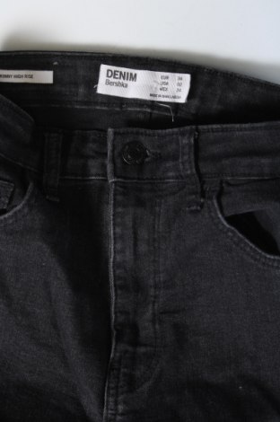 Damen Jeans Bershka, Größe XS, Farbe Schwarz, Preis 20,49 €