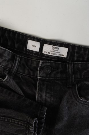 Damen Jeans Bershka, Größe XS, Farbe Grau, Preis 10,49 €