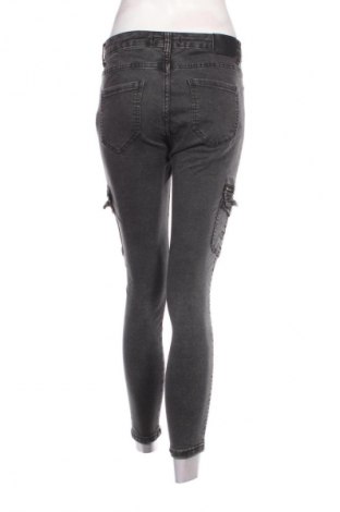 Damen Jeans Bershka, Größe M, Farbe Grau, Preis € 8,49