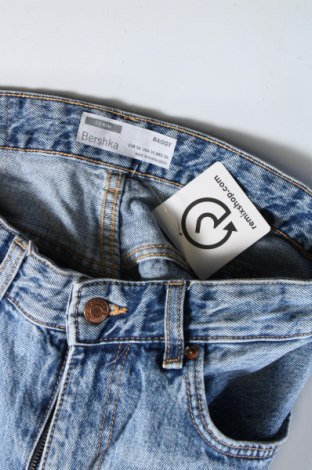 Damskie jeansy Bershka, Rozmiar M, Kolor Niebieski, Cena 92,99 zł