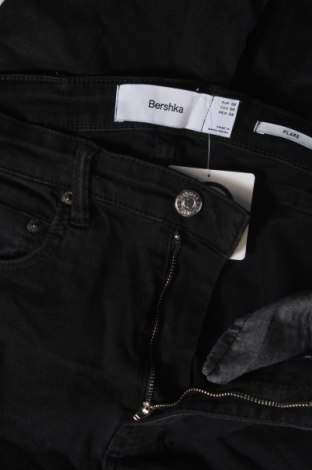 Damen Jeans Bershka, Größe M, Farbe Schwarz, Preis 9,49 €