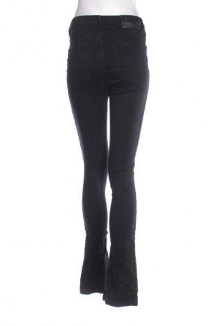 Damen Jeans Bershka, Größe M, Farbe Schwarz, Preis 9,49 €