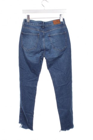 Damskie jeansy Bershka, Rozmiar S, Kolor Niebieski, Cena 30,99 zł