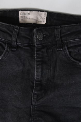 Damen Jeans Bershka, Größe M, Farbe Schwarz, Preis 8,49 €