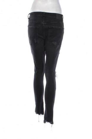 Damskie jeansy Bershka, Rozmiar M, Kolor Czarny, Cena 37,99 zł