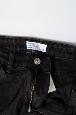 Damen Jeans Bershka, Größe S, Farbe Schwarz, Preis 9,49 €