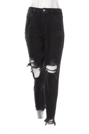 Blugi de femei Bershka, Mărime S, Culoare Negru, Preț 38,99 Lei